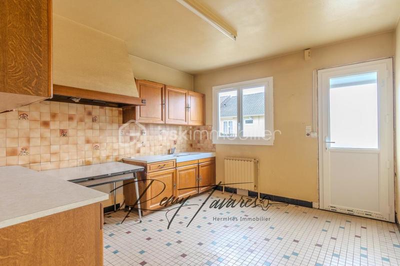 Maison traditionnelle - 95 m² - 4 pièces