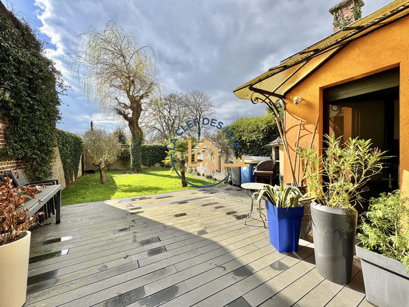 Maison - 215 m² - 7 pièces