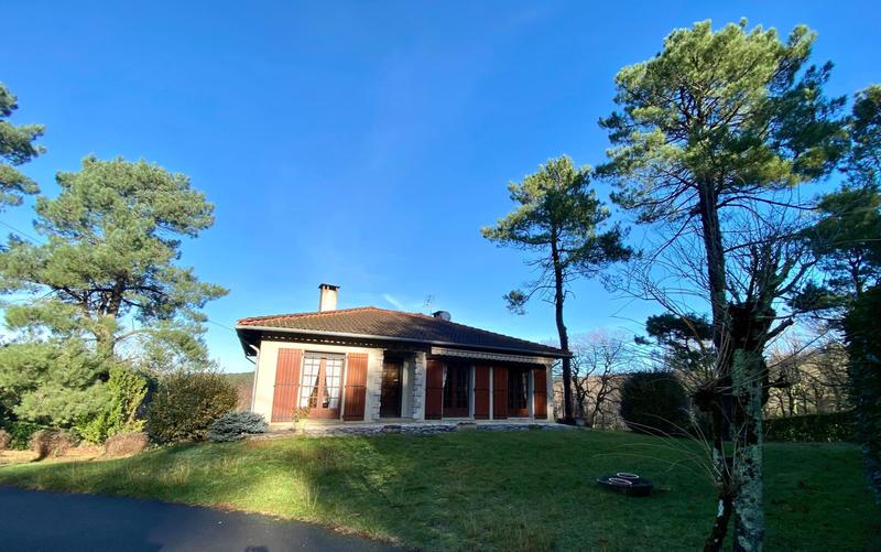 Maison - 96 m² - 5 pièces