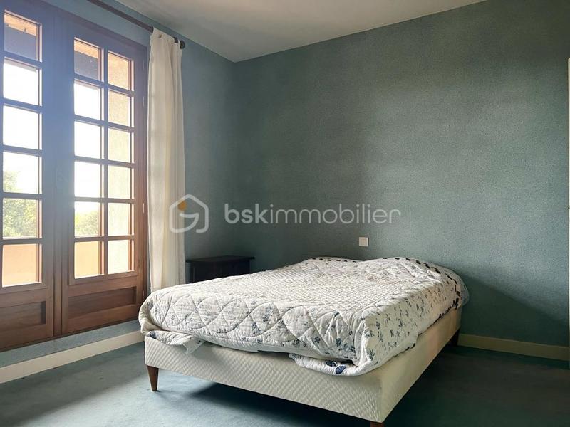 Maison traditionnelle - 185 m² - 5 pièces