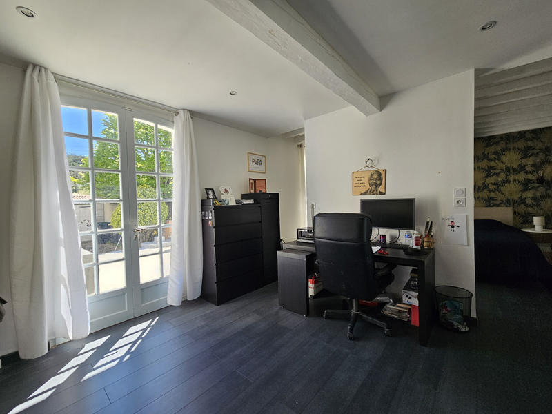 Villa - 270 m² - 8 pièces