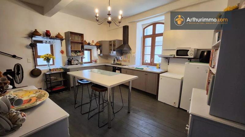 Maison - 137 m² - 8 pièces