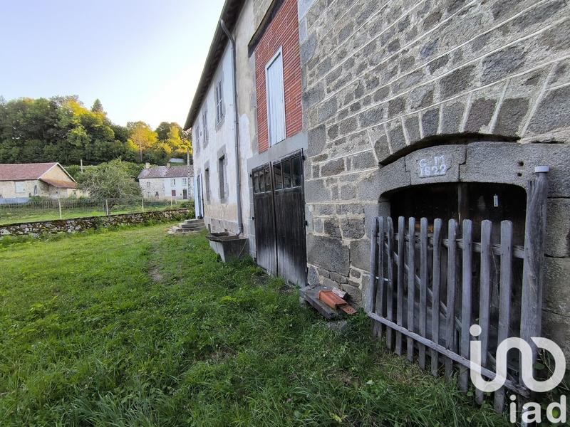 Maison - 90 m² - 8 pièces