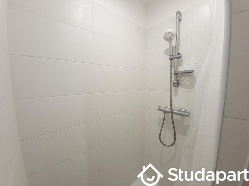 Chambre - 62 m² - 1 pièce