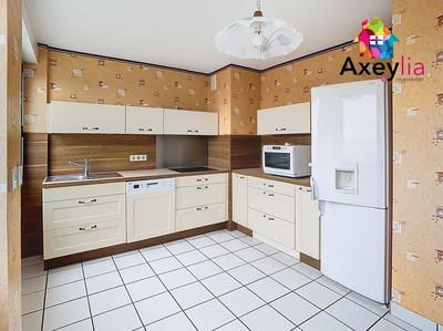 Appartement - 102 m² - 4 pièces