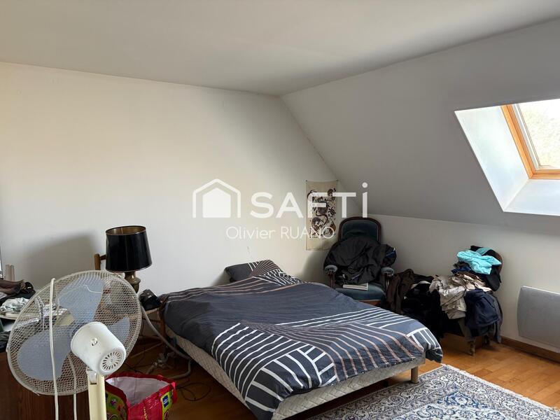 Maison - 202 m² - 4 pièces