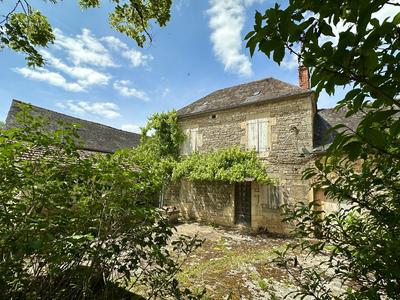 Maison - 224 m² - 13 pièces