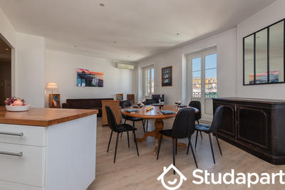 Appartement - 100 m² - 4 pièces