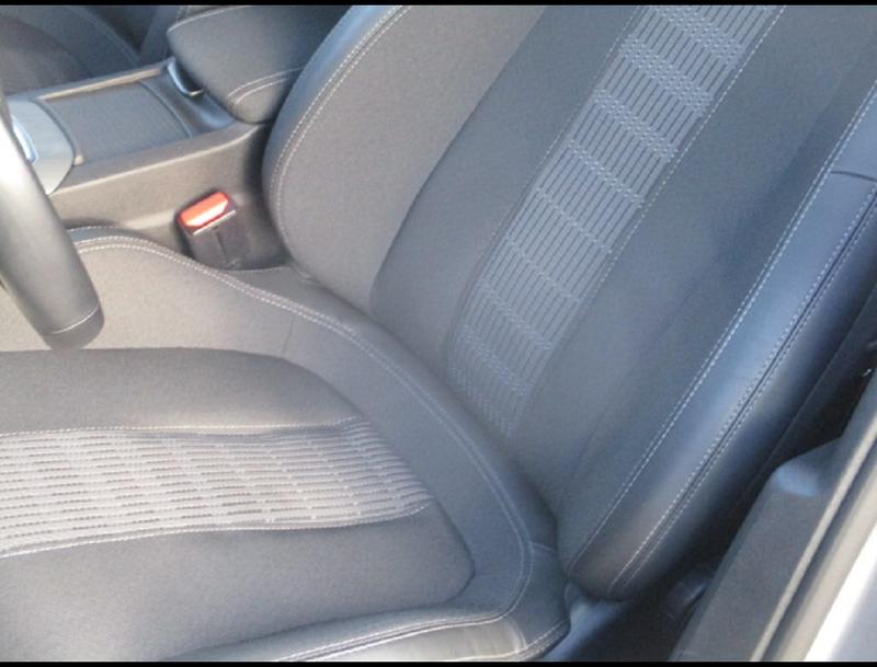 Peugeot 308 II Ptech 130 Eat8 Allure