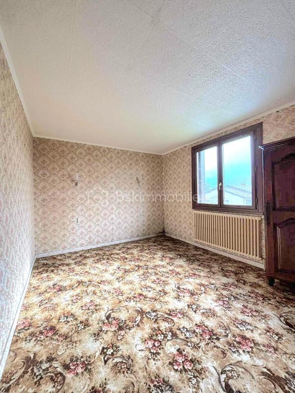 Maison traditionnelle - 114 m² - 4 pièces