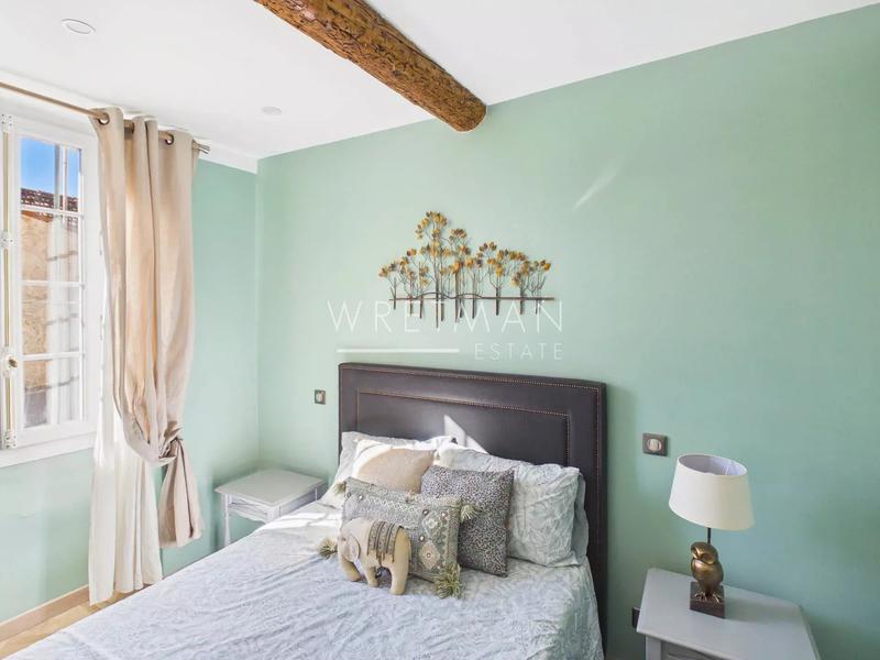 Maison de village - 230 m² - 7 pièces