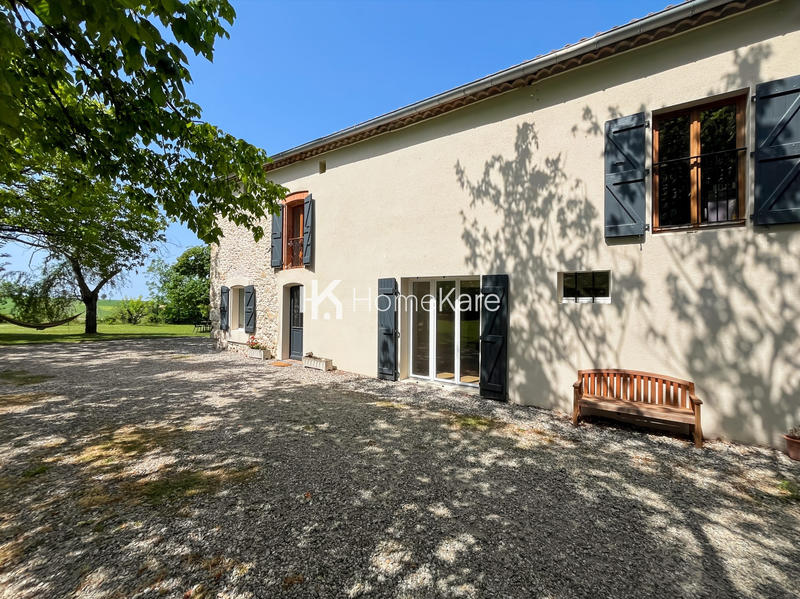 Maison - 175 m² - 5 pièces