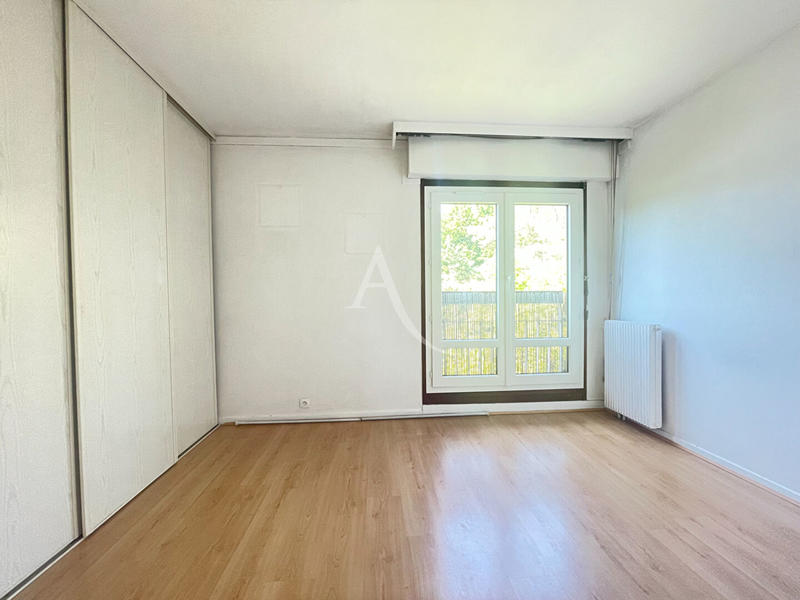 Appartement - 75 m² - 4 pièces