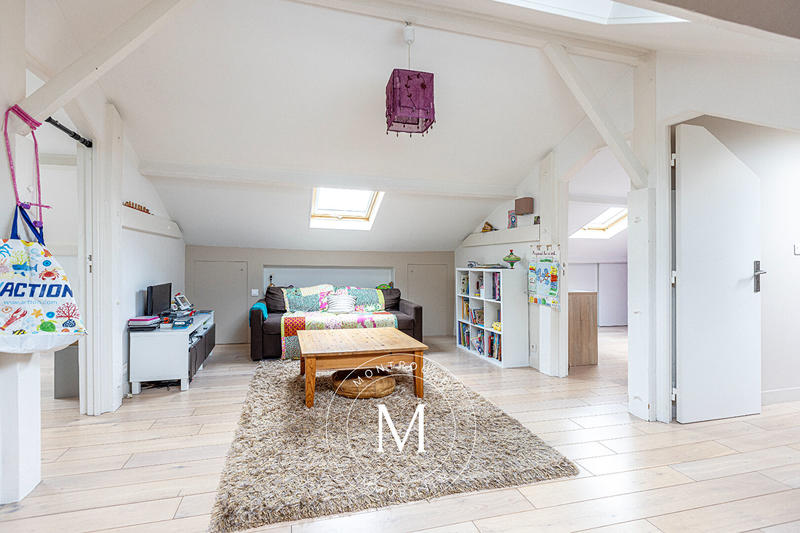 Appartement - 115 m² - 6 pièces