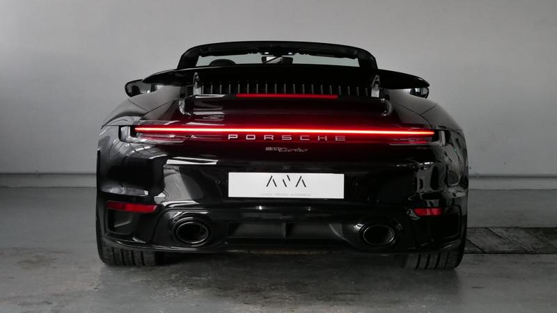 Porsche 911 992 Turbo Cabriolet 580 Ch