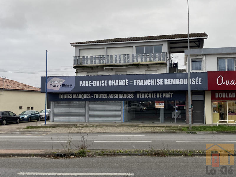 Local commercial - 218 m²