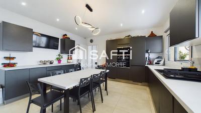 Maison - 158 m² - 7 pièces