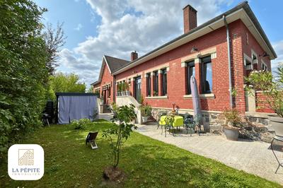 Maison - 170 m² - 6 pièces