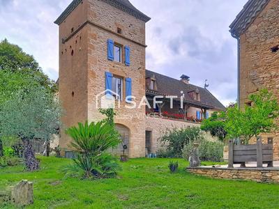 Propriété - 282 m² - 12 pièces