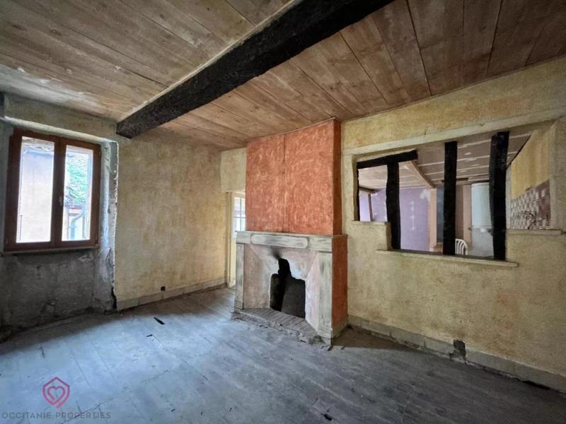 Maison de village - 260 m² - 6 pièces