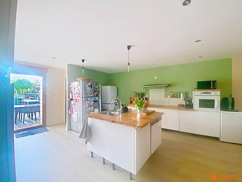 Maison - 130 m² - 4 pièces