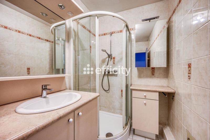 Appartement - 76 m² - 4 pièces