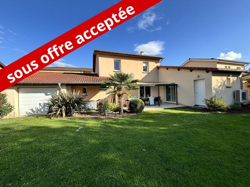 Villa - 160 m² - 8 pièces