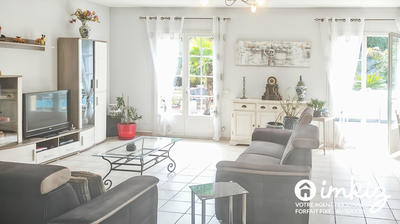 Maison - 408 m² - 13 pièces