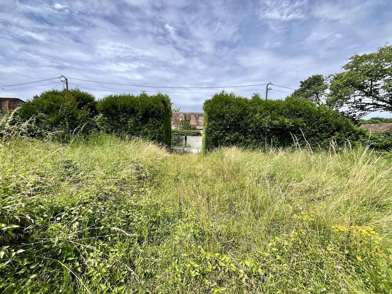 Terrain constructible - 1 197 m²