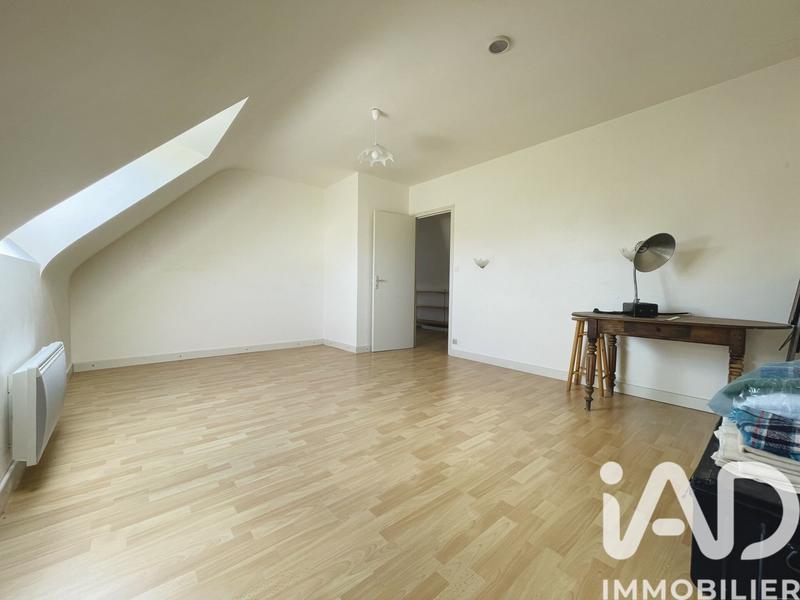 Maison - 181 m² - 8 pièces