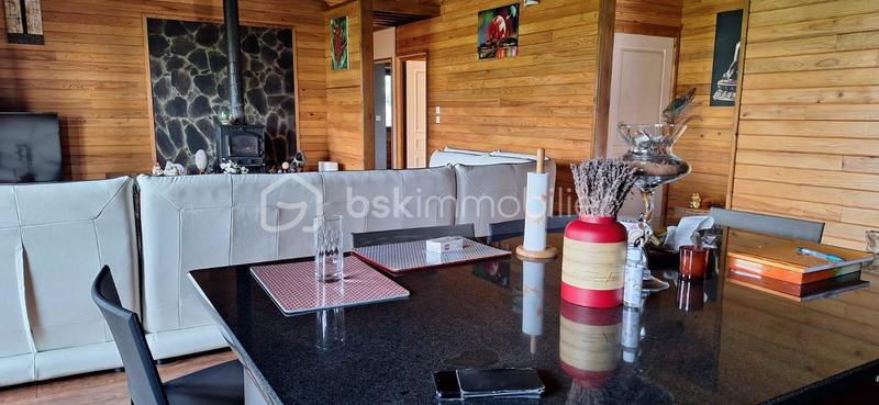 Maison - 142 m² - 5 pièces