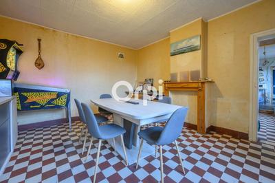 Maison - 179 m² - 6 pièces