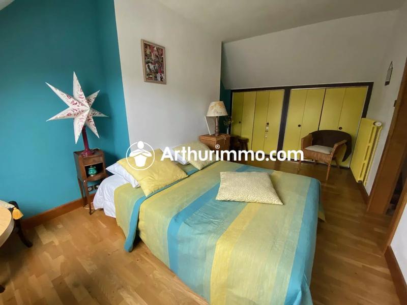 Maison - 180 m² - 6 pièces