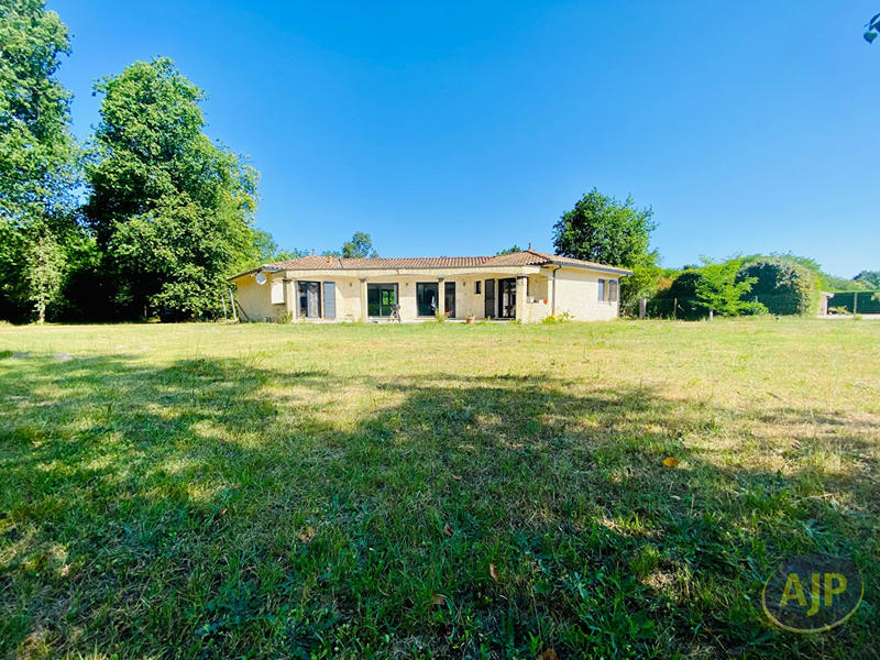 Maison - 145 m² - 5 pièces