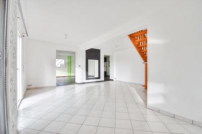 Maison - 133 m² - 6 pièces