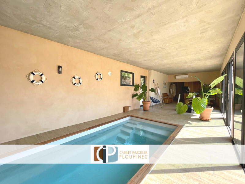 Maison - 245 m² - 7 pièces