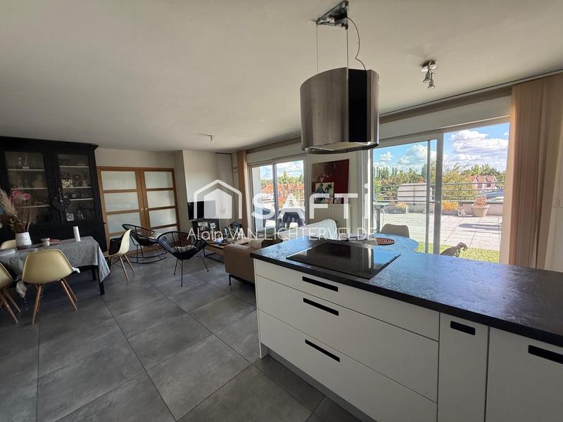 Appartement - 110 m² - 5 pièces