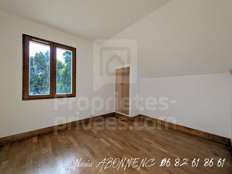 Maison - 121 m² - 6 pièces