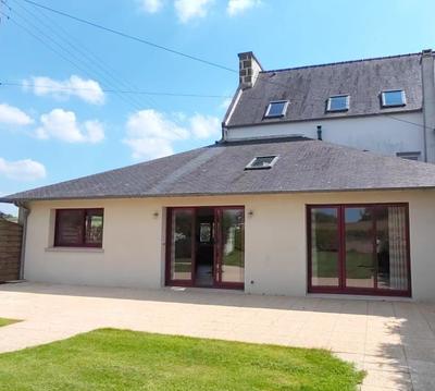 Maison - 163 m² - 8 pièces