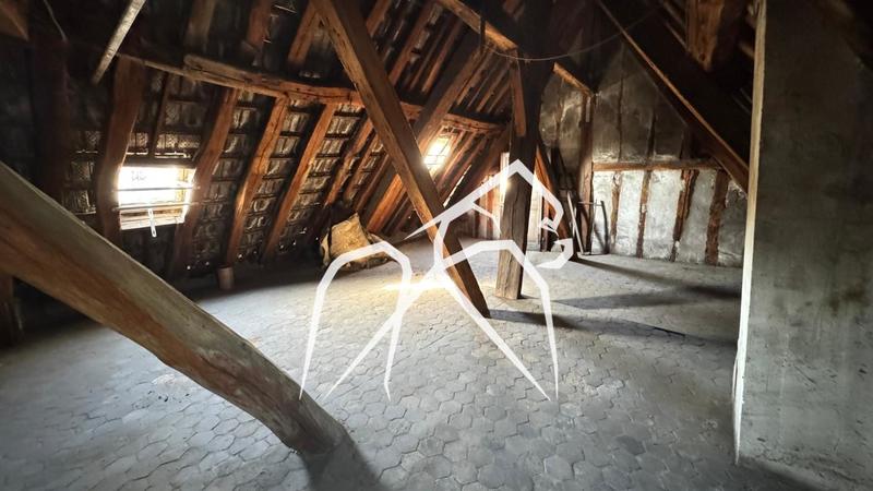 Appartement ancien - 70 m² - 3 pièces