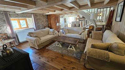 Maison en pierre - 131 m² - 5 pièces