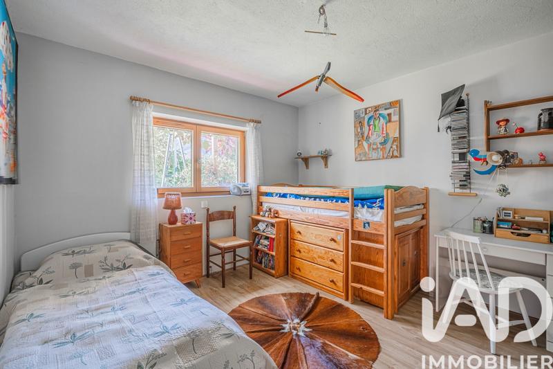 Maison - 254 m² - 10 pièces