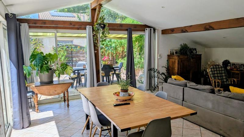 Maison - 160 m² - 4 pièces