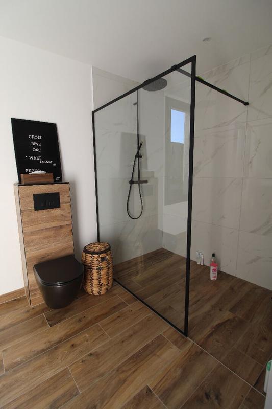 Maison - 220 m² - 5 pièces