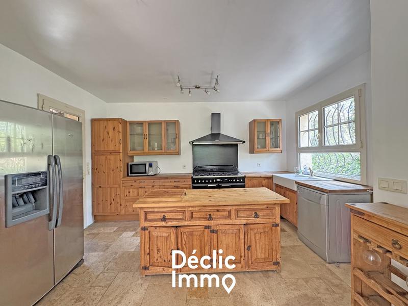 Maison - 190 m² - 8 pièces