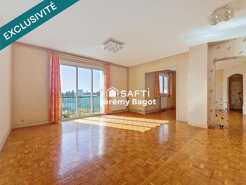 Appartement - 84 m² - 4 pièces