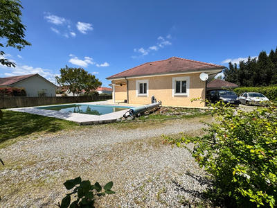 Maison - 140 m² - 5 pièces