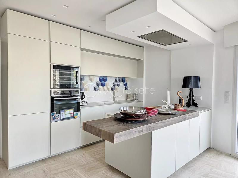 Appartement - 95 m² - 4 pièces