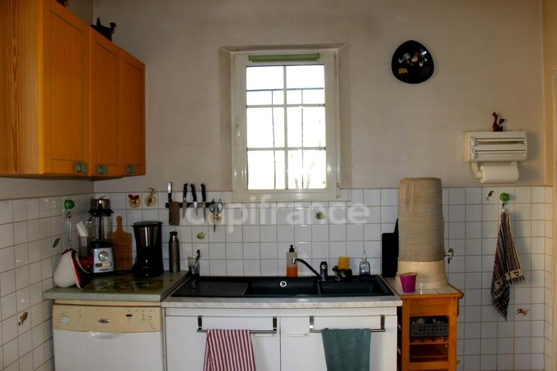 Propriété - 205 m² - 6 pièces