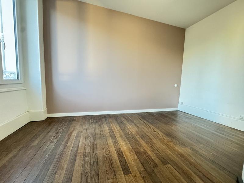 Appartement - 90 m² - 4 pièces